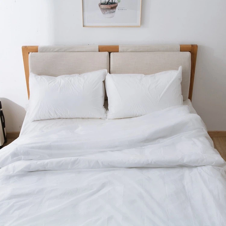 Disposable bedding set for travel 2